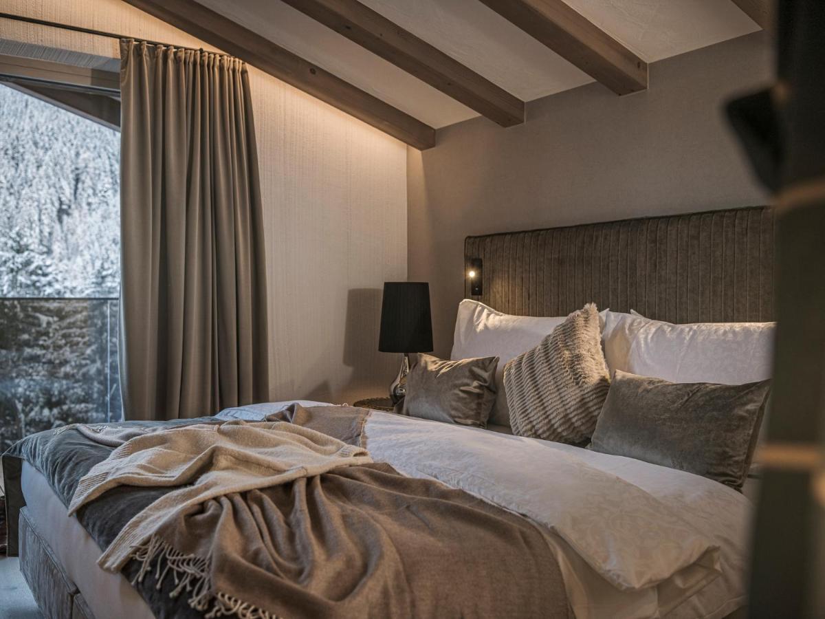 Hotel Bergkristall Zillertal - Adults Only 14 Years Plus Hippach Exterior foto