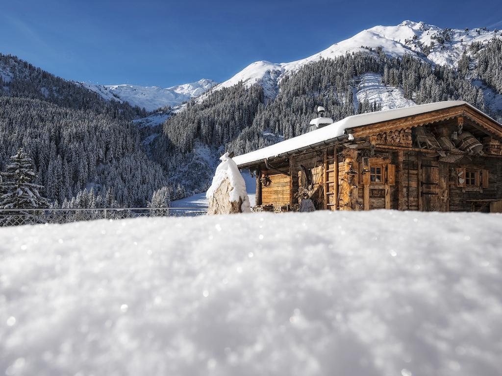 Hotel Bergkristall Zillertal - Adults Only 14 Years Plus Hippach Exterior foto