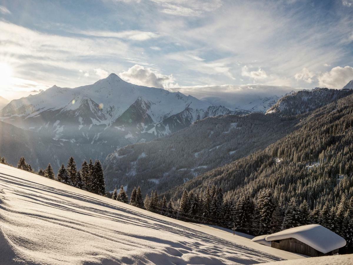 Hotel Bergkristall Zillertal - Adults Only 14 Years Plus Hippach Exterior foto